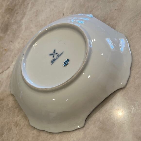 Vintage Blue Onion porcelain serving dish Japan - Picture 5 of 10